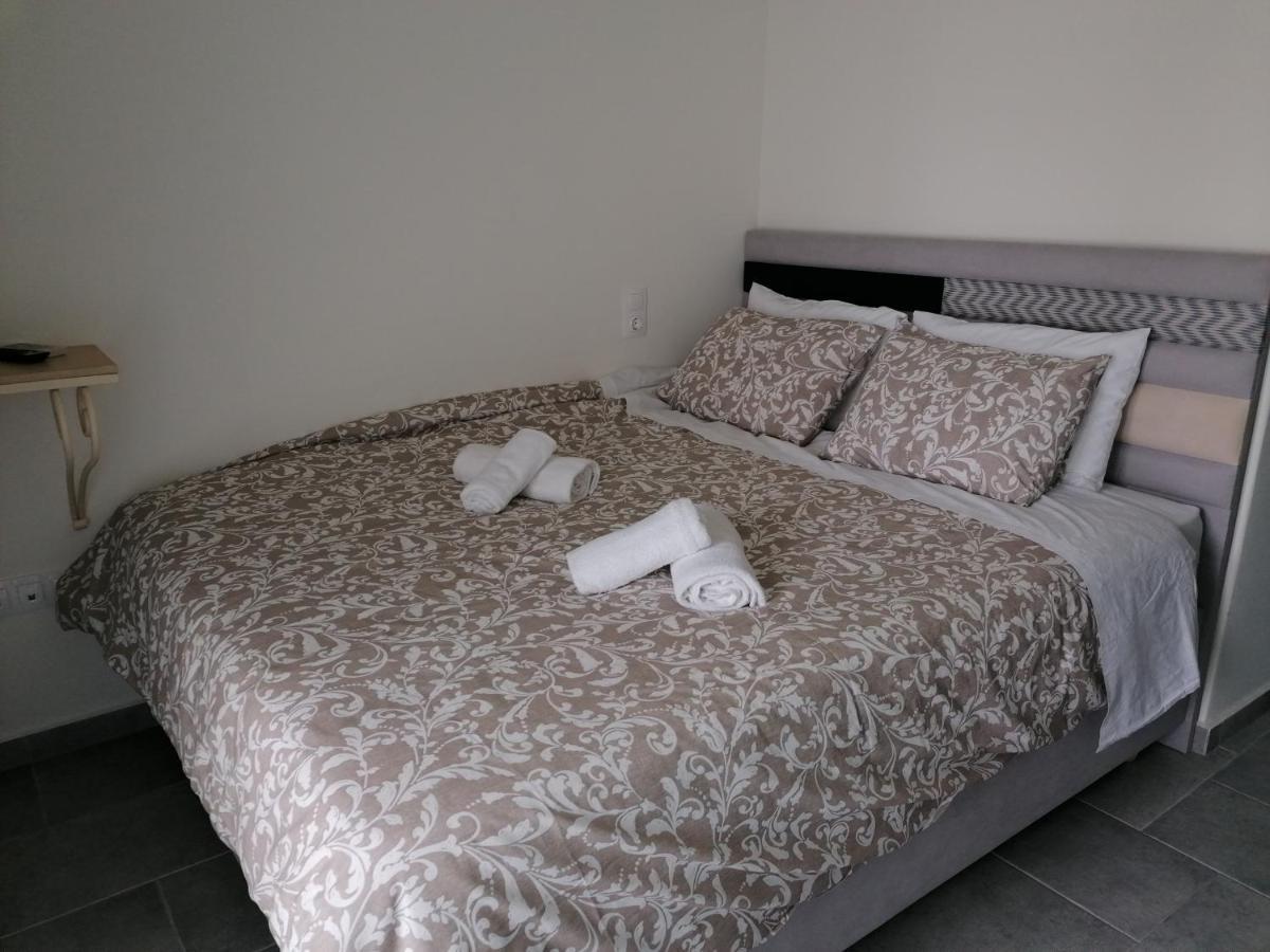 Amphitrite Apartments Skyros Ngoại thất bức ảnh